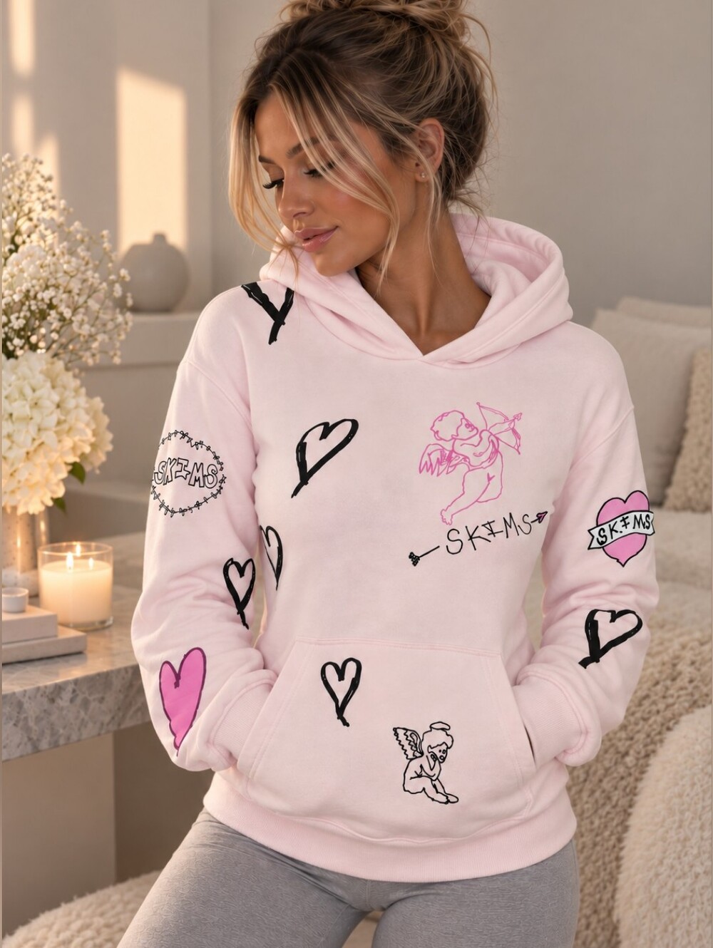 SKIMS NWT Cotton Fleece Classic Pullover Hoodie Size MEDIUM Barely Pink Angel